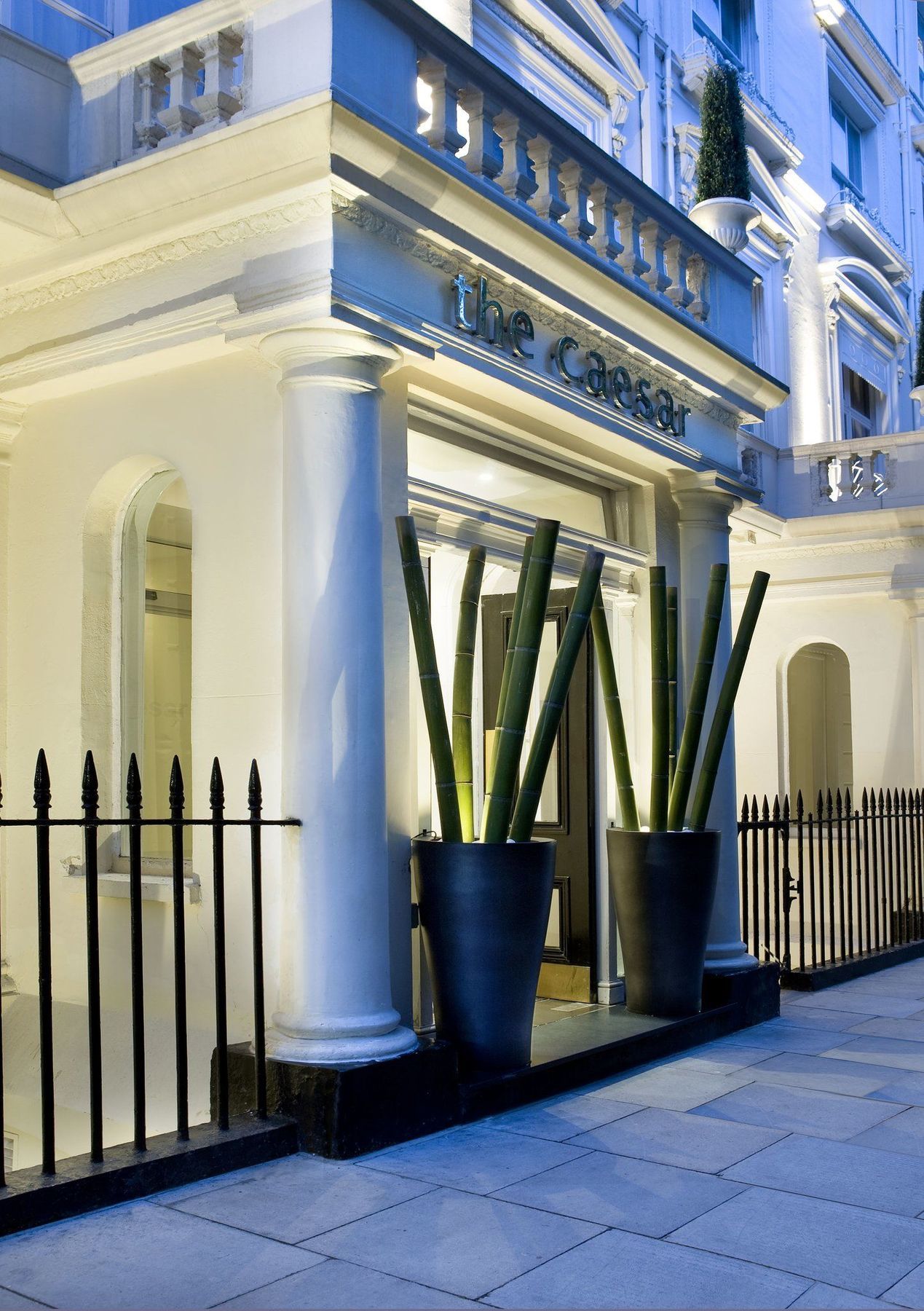 Caesar Hotel Londra Exterior foto